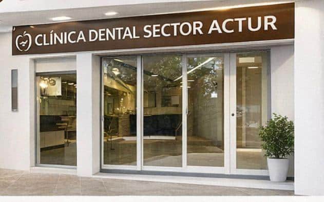 clinica dental sector actur entrada